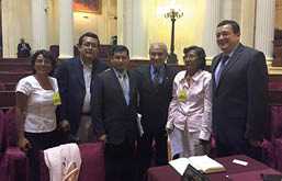 DELEGACIÓN DEL SUTESAM. Con rolando Reátegui