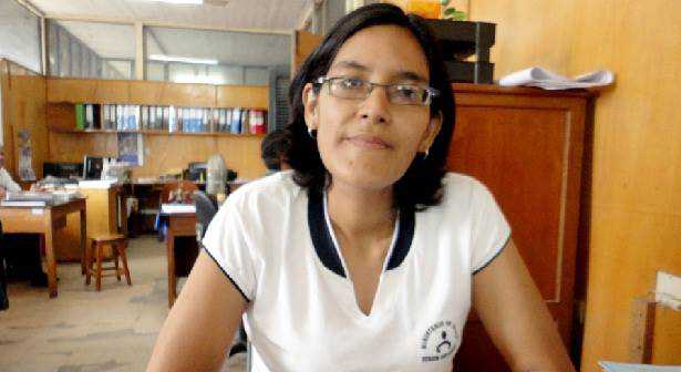 JUANITA SAAVEDRA VIENA, FUNCIONARIA DESTITUIDA
