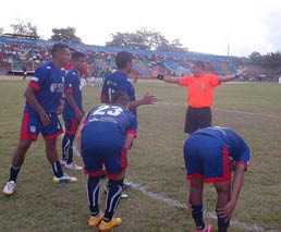 arbitro en partido