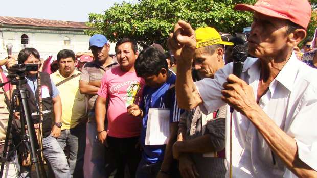 MARCHA DE POBLADORES DE MUNICHIS A YURIMAGUAS