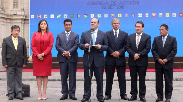 FERNANDO ZAVALA CON GOBERNADORES