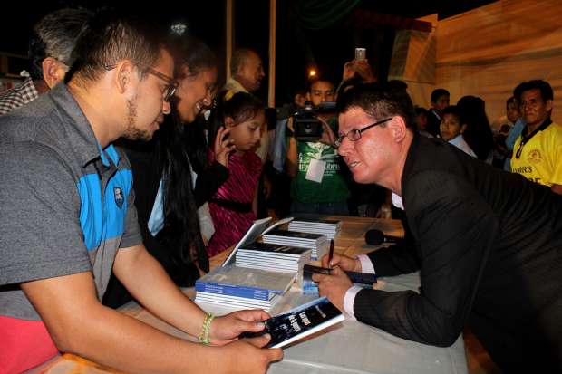 FERIA DE LIBRO EN MOYOBAMBA