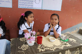 ESTUDIANTES DE LAMAS