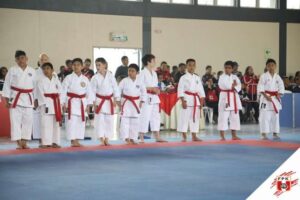 Los competidores del Nacional de Karate que defendieron los colores de San Martín