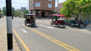 Conductores de vehículos no respetan cambio de circulación vehicular en el jirón Túpac Amaru