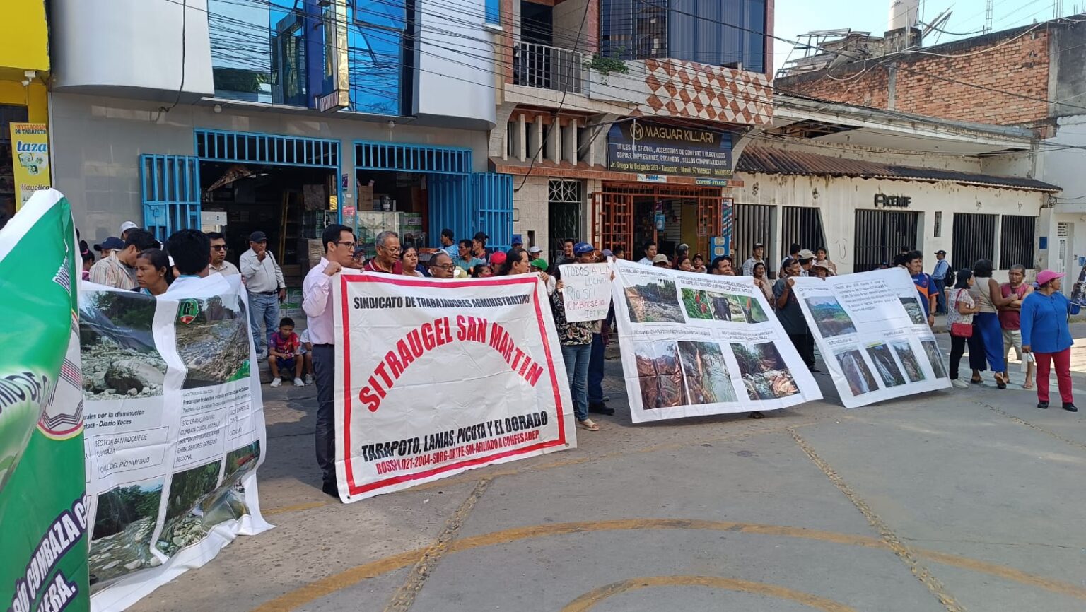 Pobladores de San Antonio de Cumbaza protestan contra proyecto de ...