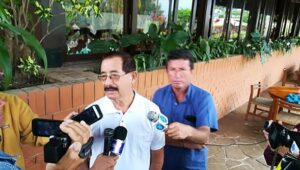 Desde Moyobamba Bogarín aceptó ir a debates propuestos por Grundel