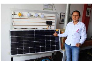 Faro Corporation nueva ecoalternativa en paneles solares y cocinas mejoradas