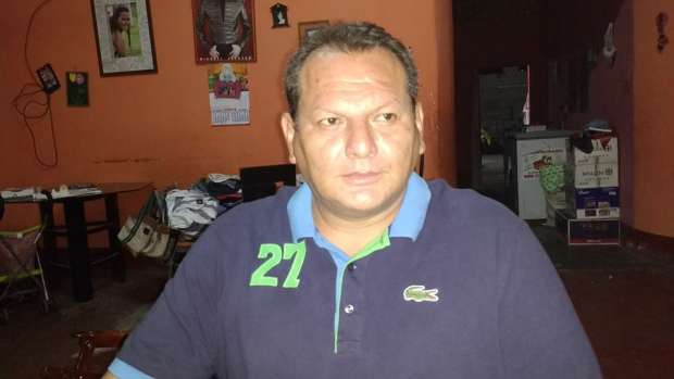 Regidor del Castillo en contra del contrato suscrito con Miguel Ajalcriña