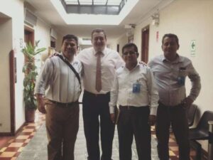 Alcaldes de  Huimbayoc y Sauce  buscan apoyo en el Congreso