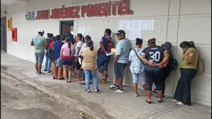 APAFA niega condicionamiento de matrículas en el colegio Juan Jiménez Pimentel de Tarapoto