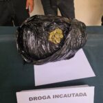 Detienen a joven con motocicleta de placa adulterada y más de un kilo de marihuana en Calzada
