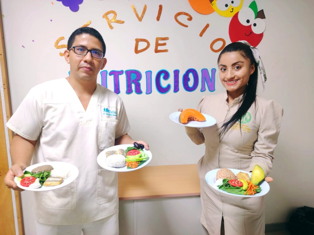 EsSalud Tarapoto recuerda la importancia de una dieta saludable para evitar la obesidad