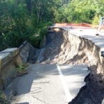 Hundimiento en la carretera Fernando Belaúnde Terry pone en riesgo el tránsito en el sur de San Martín
