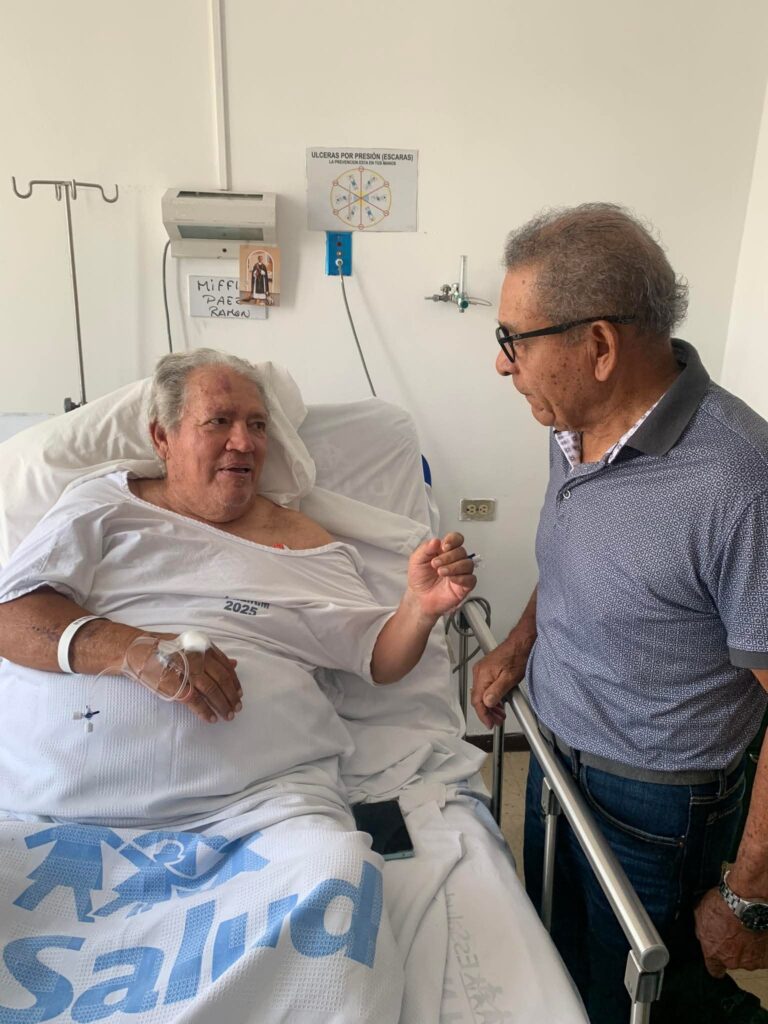 Ramón Mifflin: Histórico mundialista se recupera tras operación