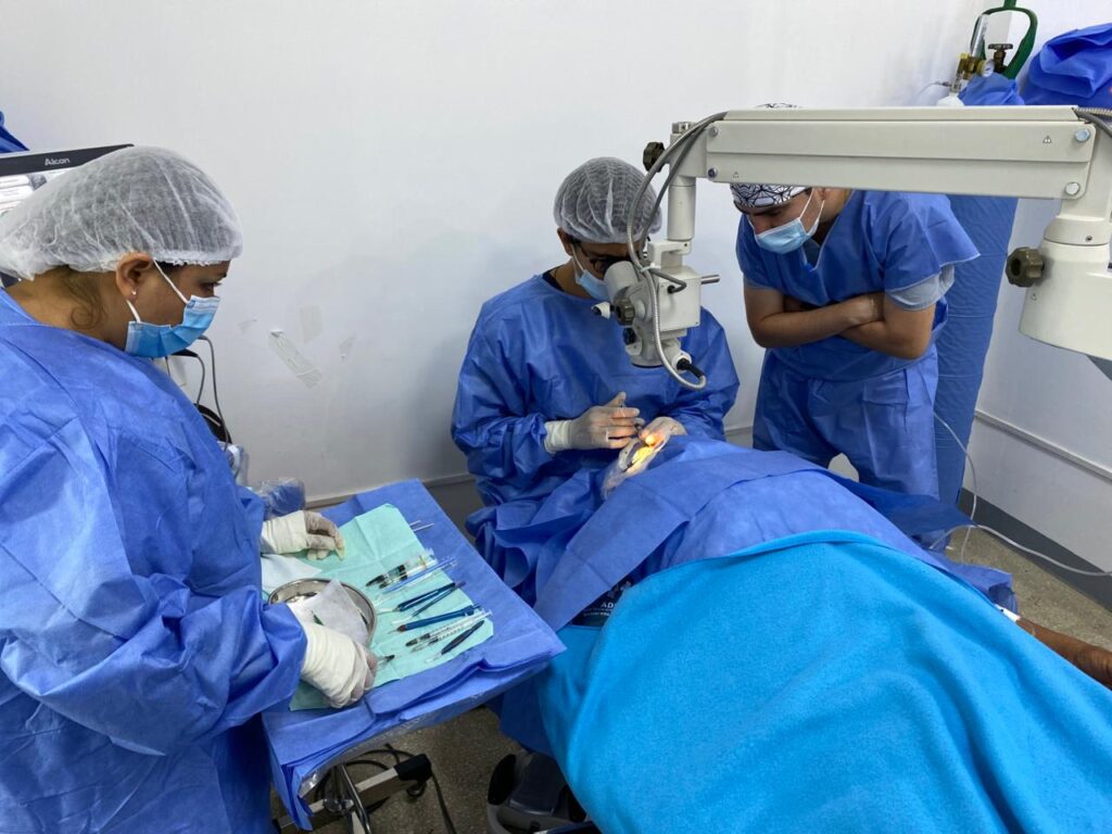 Goresam y OftalmoSalud aperturan la I Jornada de Cirugías Oftalmológicas Gratuitas 2026