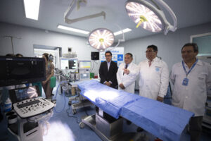 EsSalud moderniza el Hospital Rebagliati: Inaugura centro quirúrgico que elevará cirugías en 20%