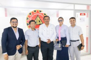 CIP San Martín articula apoyo técnico a proyecto ambiental de Miss Perú Tarapoto para construir el árbol navideño reciclado más grande de la región