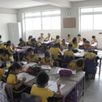Minedu alista nuevas reglas contra la violencia en los colegios y el uso de celulares