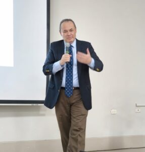 SENADOR VÍCTOR NORIEGA GESTIONA CONFERENCIA MAGISTRAL Y CONVENIO PARA FORTALECER LA FORMACIÓN UNIVERSITARIA EN SAN MARTÍN