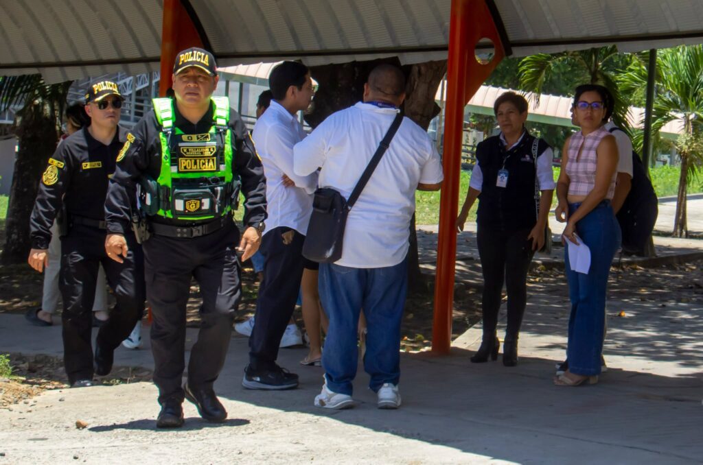 Policía supervisó seguridad durante jornada electoral en San Martín