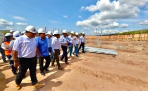 Comitiva de Ministerio de Energía y Minias y legisladores de San Martin realizan visita de campo a obra de Sub Estación Picota