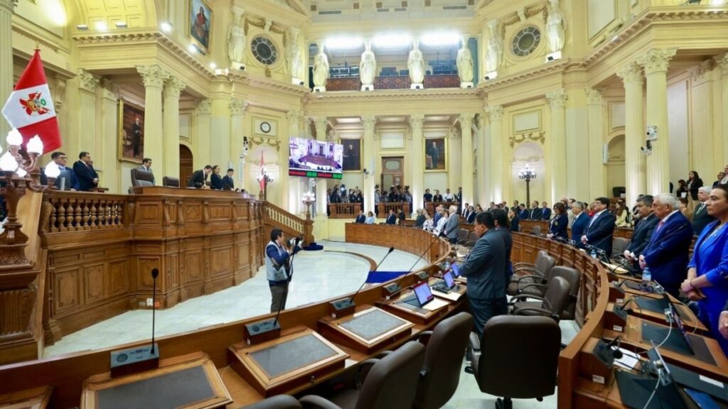 Pleno del Senado otorga facultades legislativas al Gobierno de Keiko Fujimori por 90 días en 27 materias